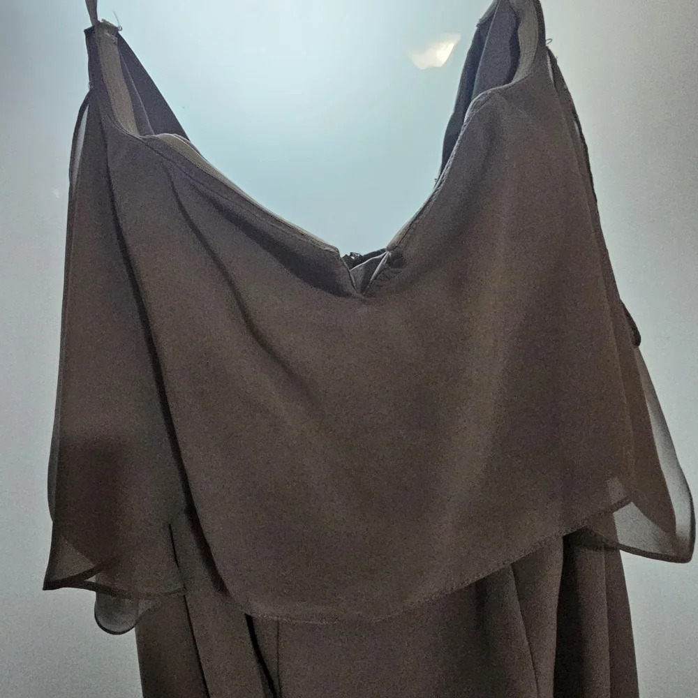 JJ's HOUSE | Womens off the shoulder floor length train Gray Medium - Picture 8 of 9